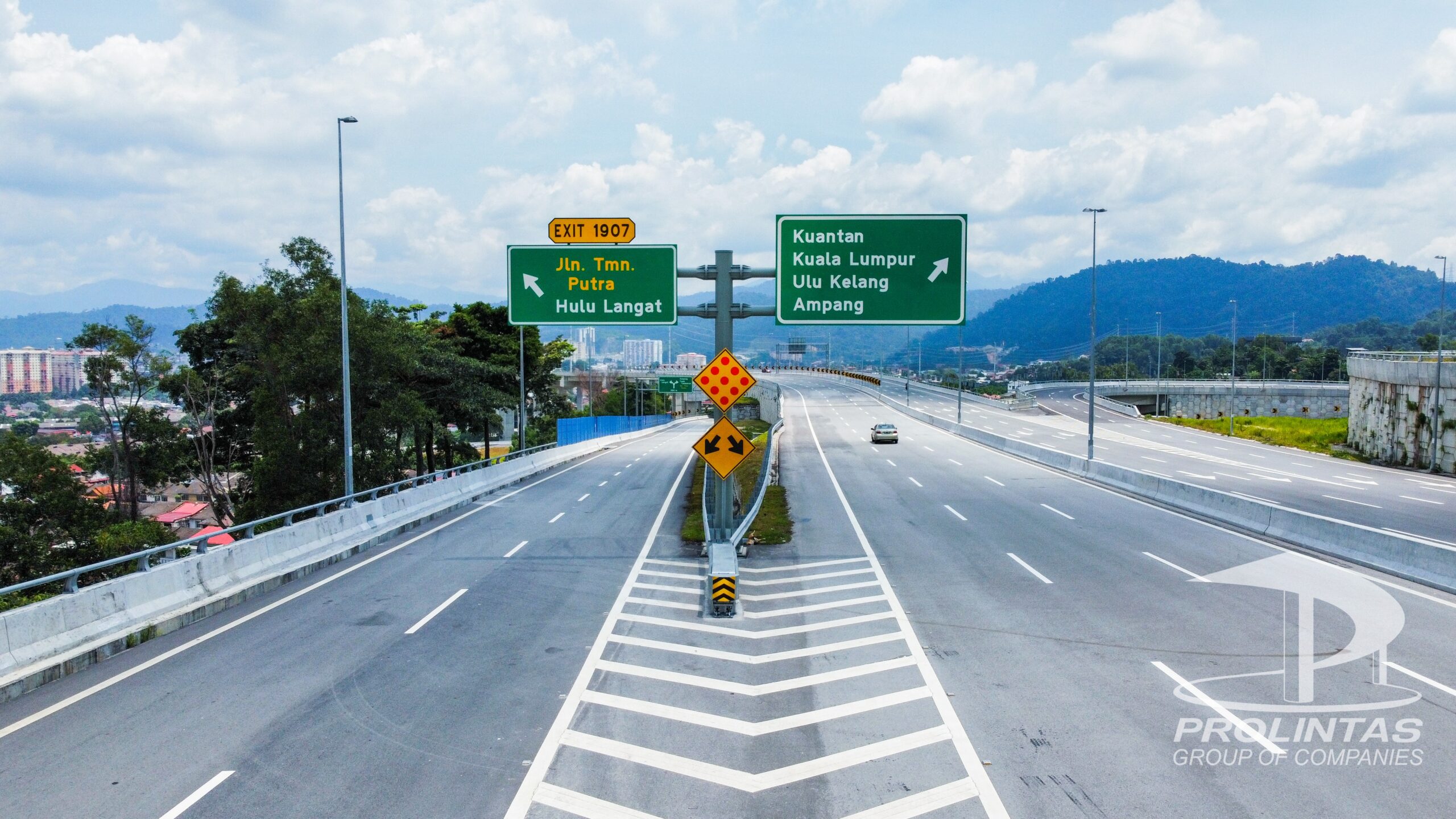 Papan Tanda Lebuhraya SUKE Ikut Piawaian yang diluluskan pihak berkuasa