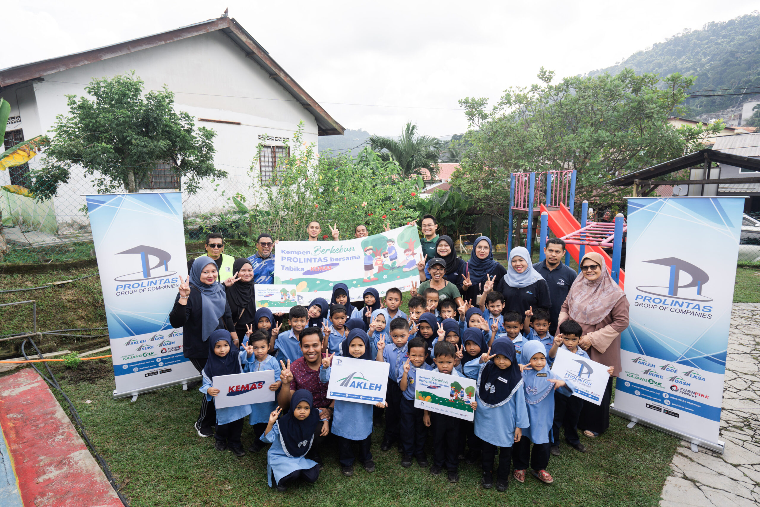 PROLINTAS, FREE TREE SOCIETY SUNTIK MINAT BERKEBUN DALAM KALANGAN MURID TABIKA KEMAS