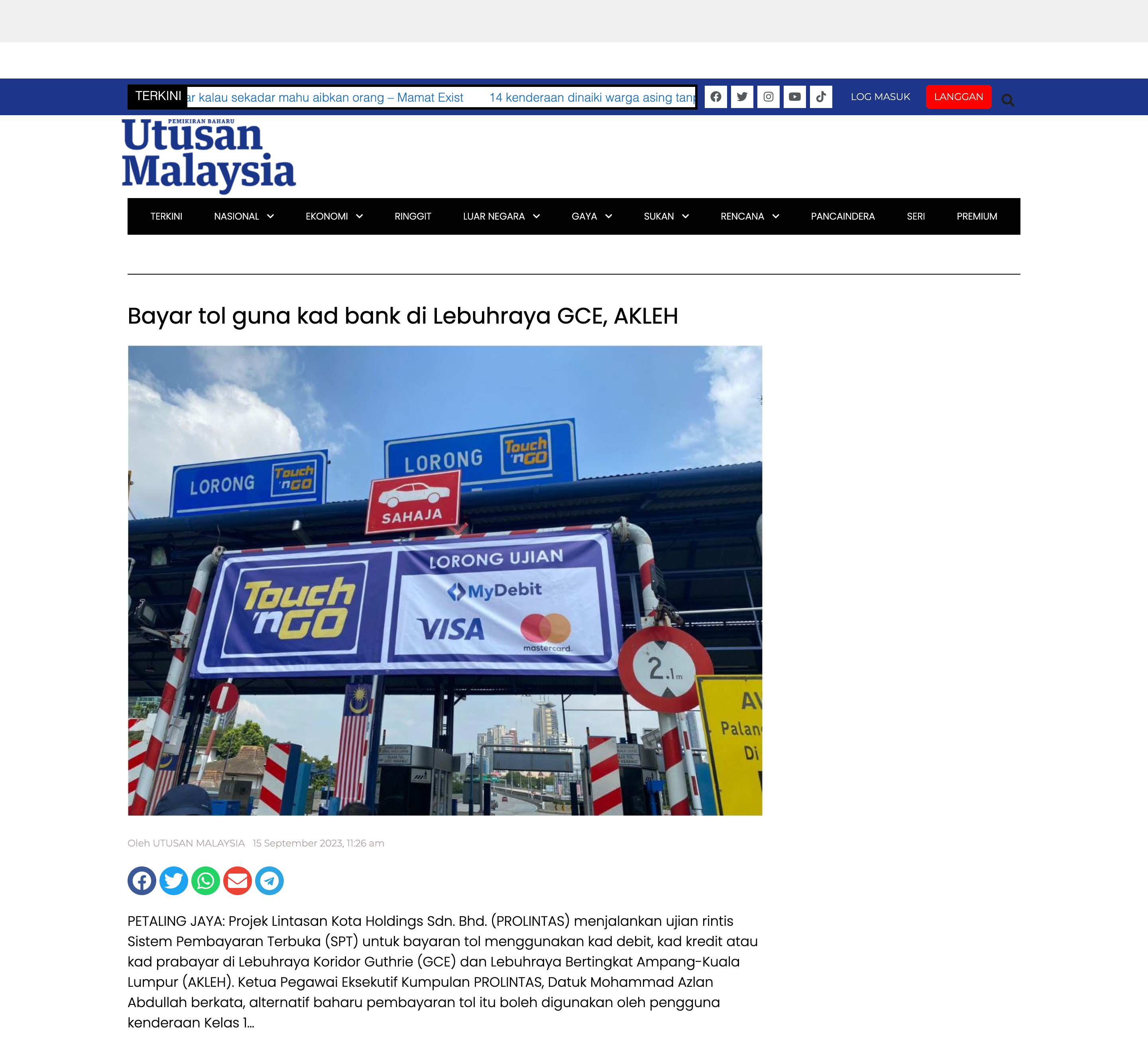 UTUSAN MALAYSIA | BAYAR TOL GUNA KAD BANK DI LEBUHRAYA GCE, AKLEH